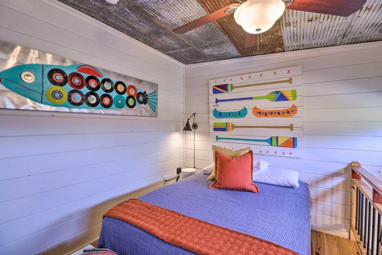 Cheery Pet-Friendly Studio With Shared Fire Pit Mountain View Bagian luar foto